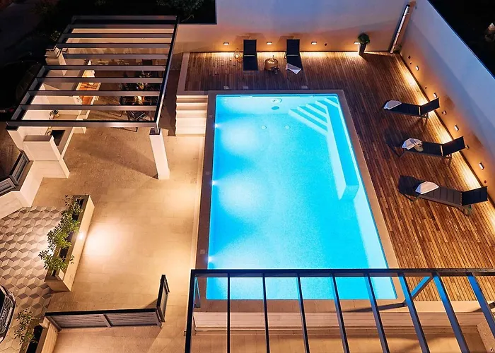 Sun Hills Apartment *